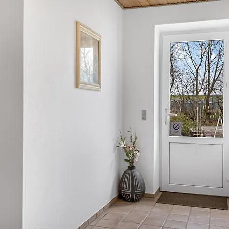 Naturskont Naer Vikingecenter, Se Og Oplev Den Gamle By *